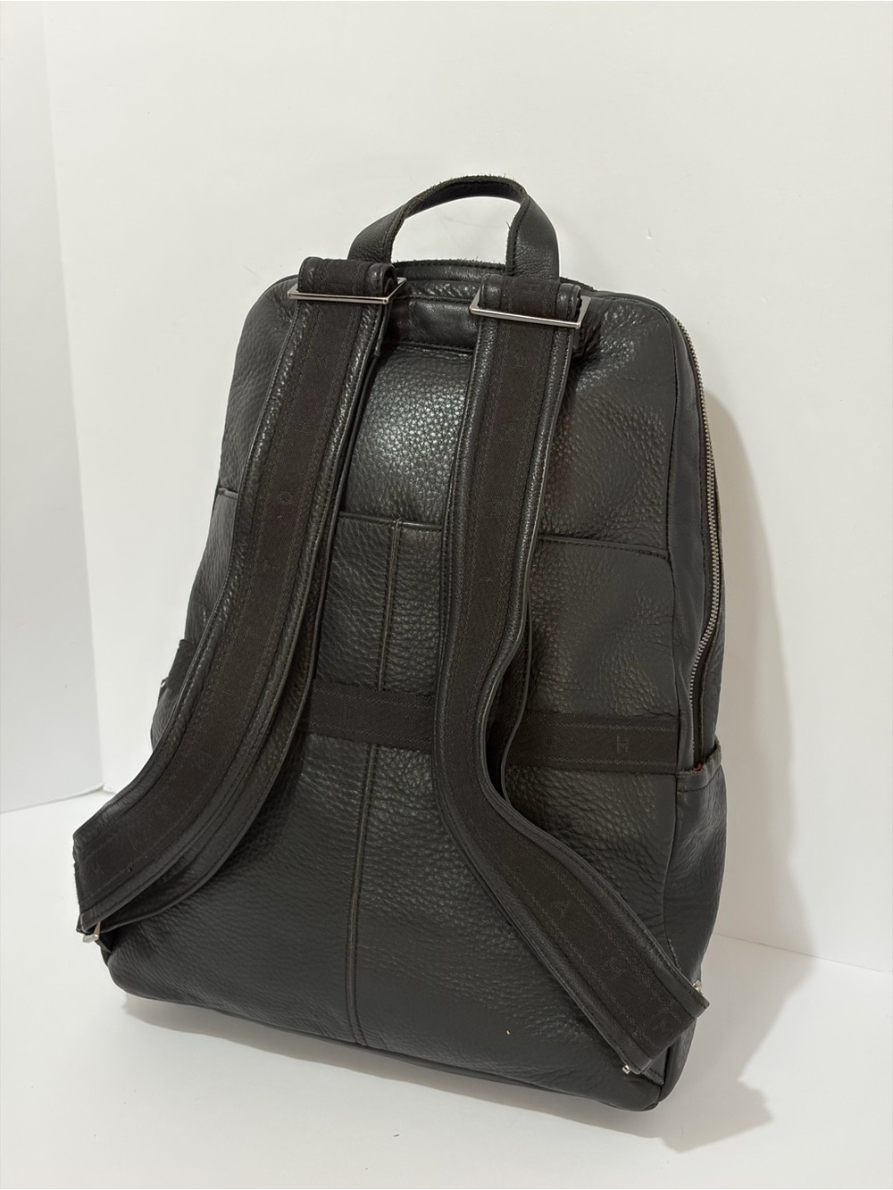 Hammitt Hunter Large Leather Backpack In Black With Gunmetal Hardware - Picture 4 of 14